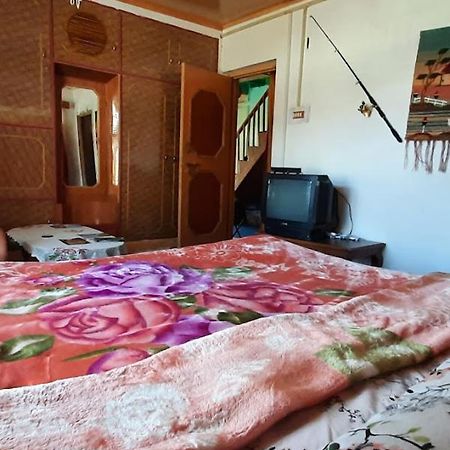 Отель Gurez Retreat Kanzalwan Экстерьер фото
